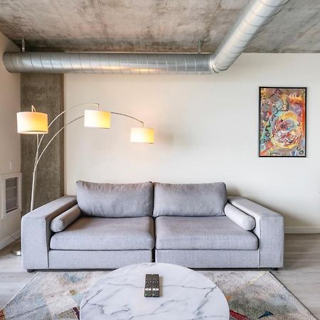 New 2Br Upscale Hollywood Apartment لوس أنجلوس المظهر الخارجي الصورة