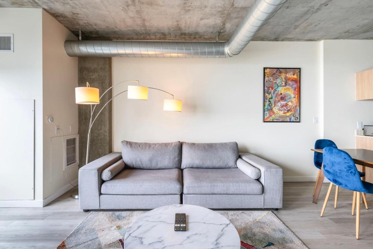 New 2Br Upscale Hollywood Apartment لوس أنجلوس المظهر الخارجي الصورة