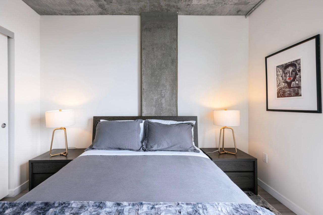 New 2Br Upscale Hollywood Apartment لوس أنجلوس المظهر الخارجي الصورة
