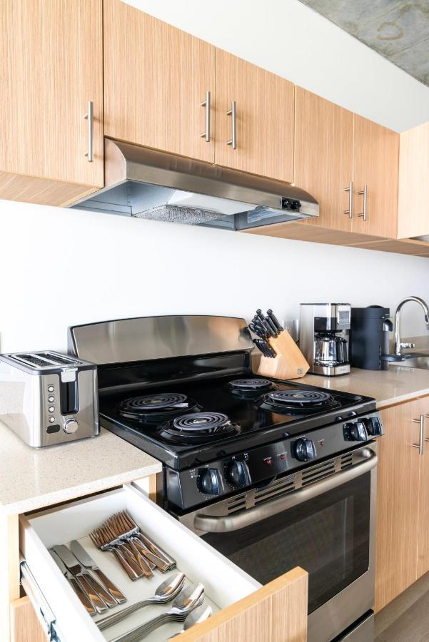 New 2Br Upscale Hollywood Apartment لوس أنجلوس المظهر الخارجي الصورة