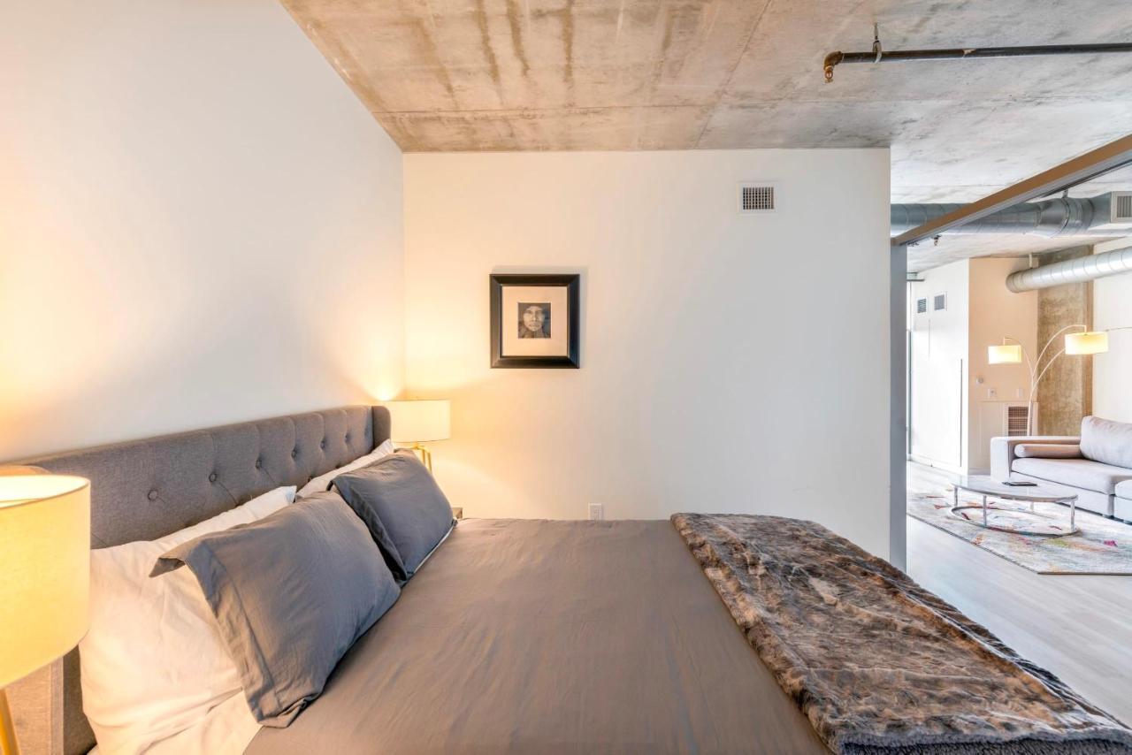 New 2Br Upscale Hollywood Apartment لوس أنجلوس المظهر الخارجي الصورة